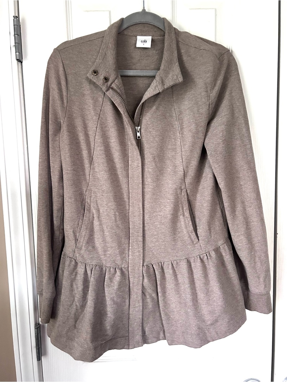 Cabi Taupe Knit Peplum Zip Jacket Size Small